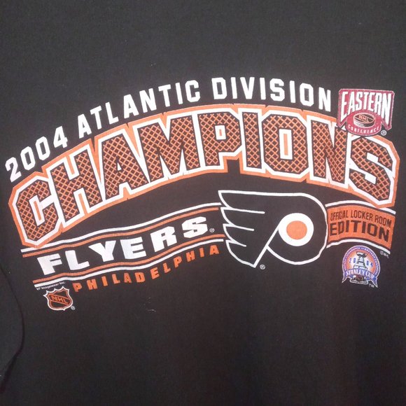 NHL 2004 DIVISION CHAMPION PHILADELPHIA FLYERS MENS BLACK TEE SHIRT SZ XL - Picture 2 of 5